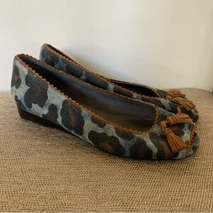 Stuart Weitzman Denim / Leather Ballet Flats